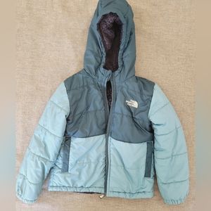 The north face jacket 5T reversible